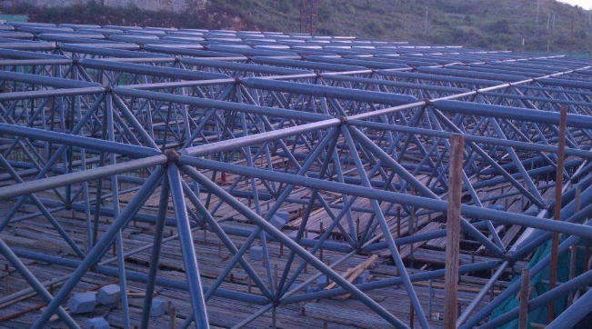 商丘概述网架加工中对钢材的质量的过细恳求